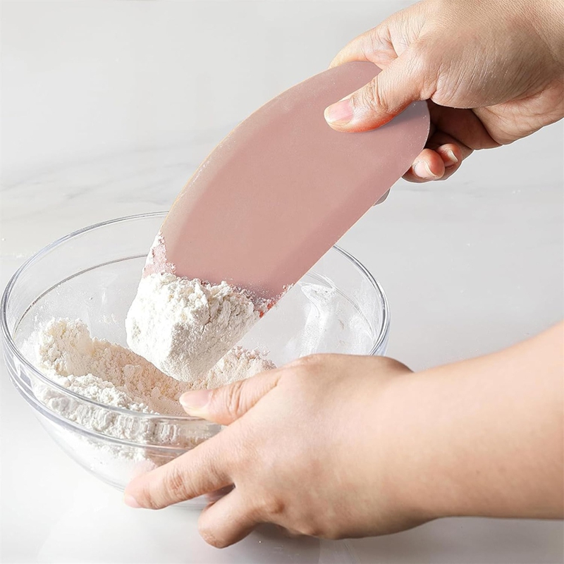 Raspador de Silicona para Tazo - Dough Scraper Curved reseña y precio